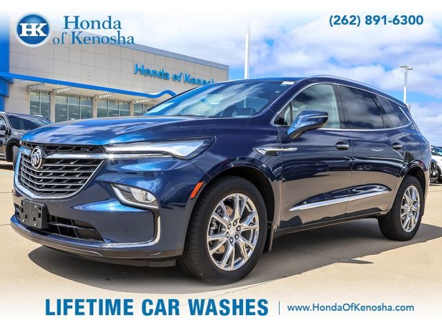 2022 Buick Enclave Essence AWD's photo