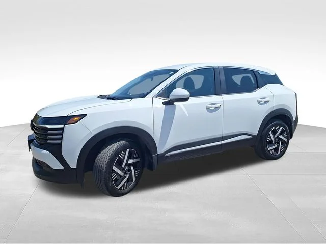Used 2025 White Nissan SV image 4