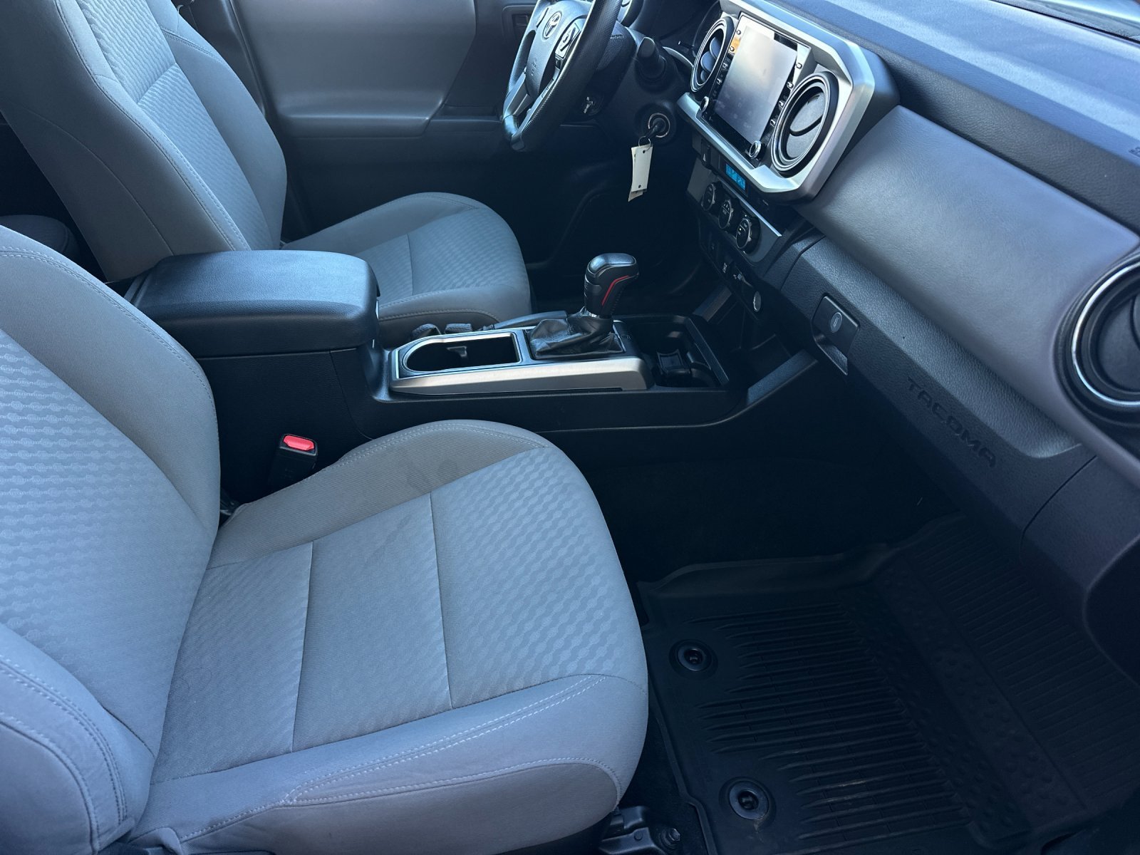 Used 2021 Magnetic Gray Metallic Toyota SR5 image 15