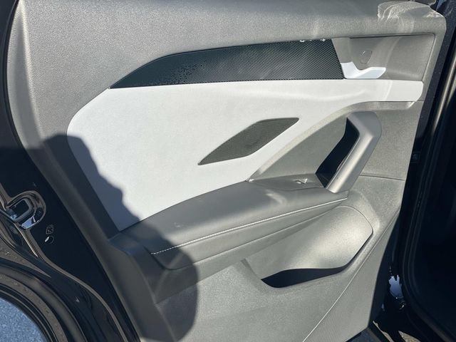 2026 Volkswagen Tiguan SE R-LINE BLACK - Photo 23