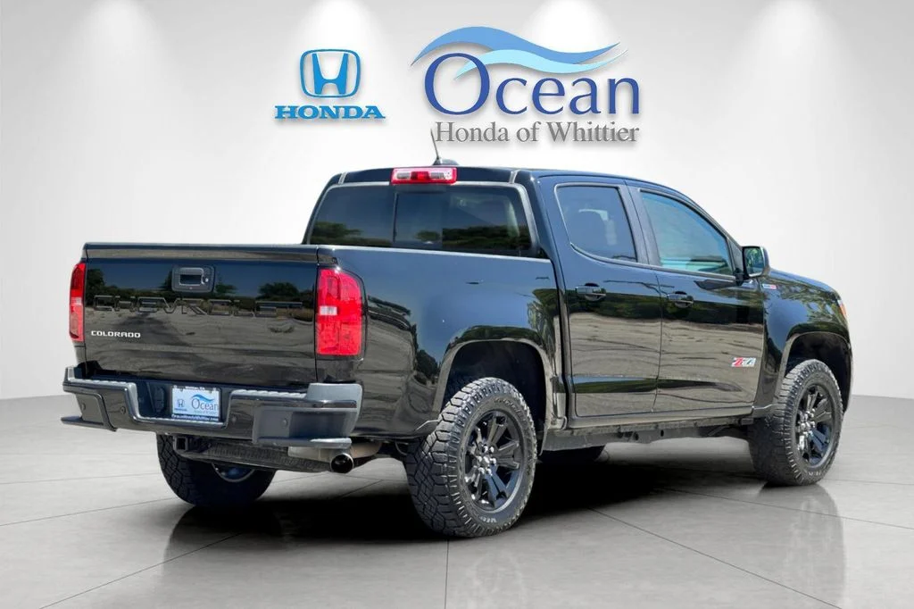 Used 2022 Black Chevrolet Z71 image 4