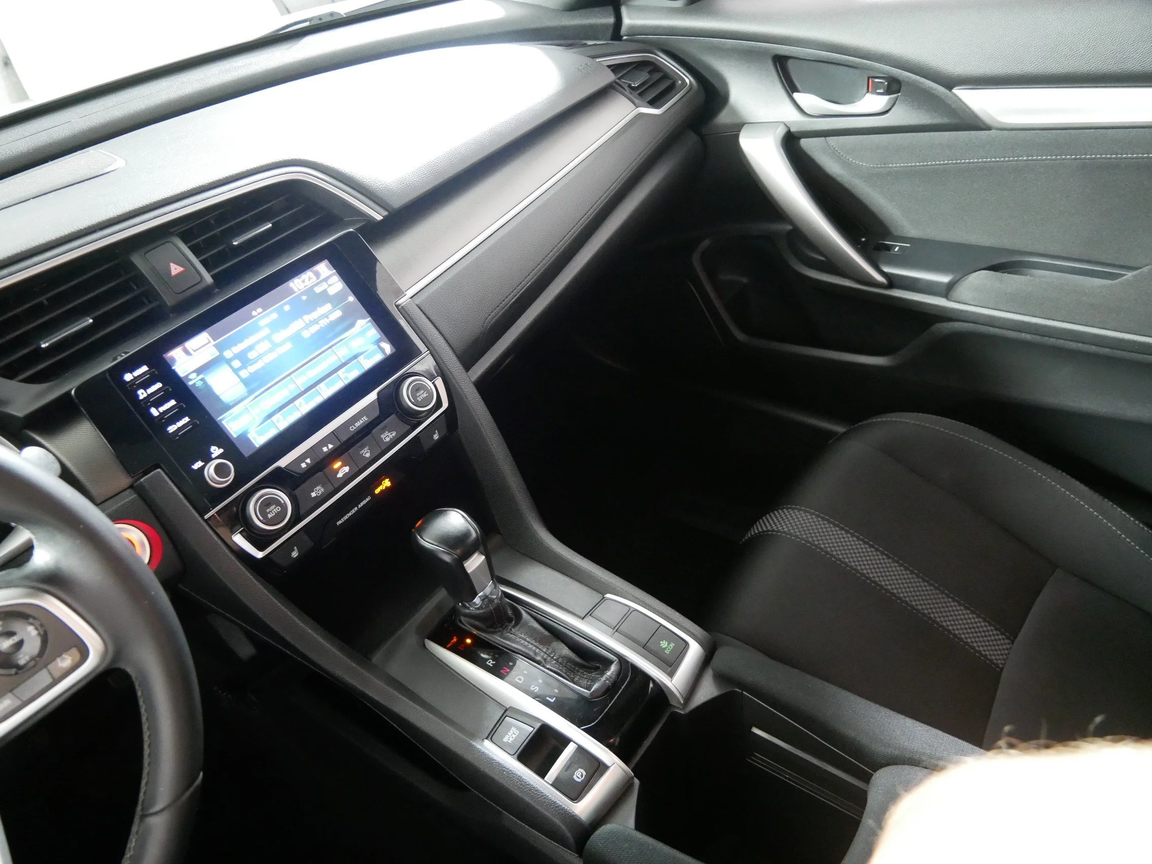 Used 2020 Lunar Silver Metallic Honda EX image 11