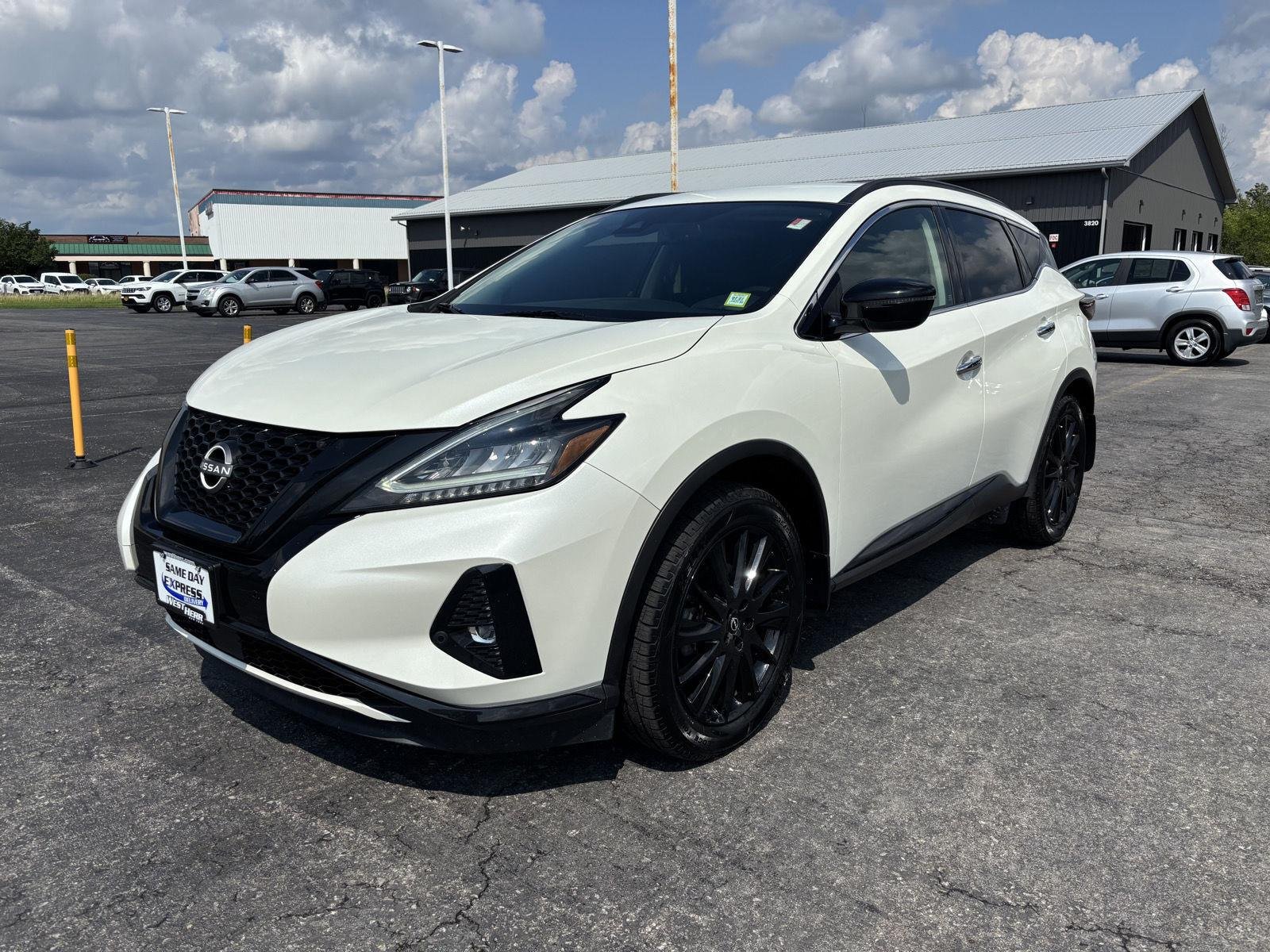 Used 2023 Pearl White Tricoat Nissan SV image 3