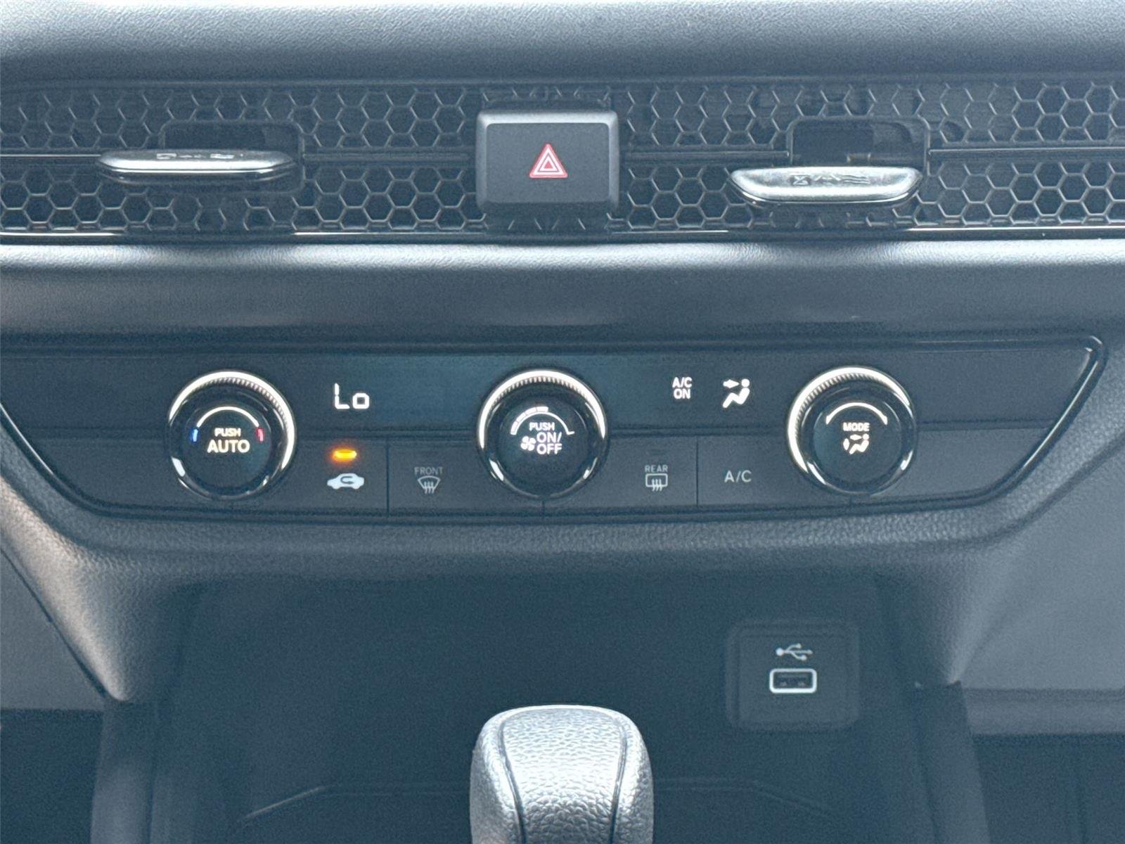 2025 Honda HR-V LX - Photo 24