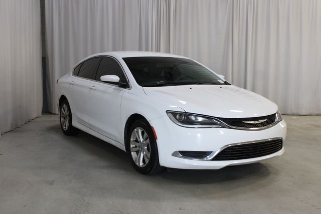 Used 2015 White Chrysler Limited image 22