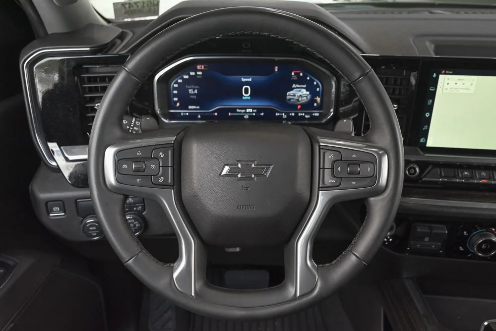 Used 2025 Black Chevrolet RST image 9