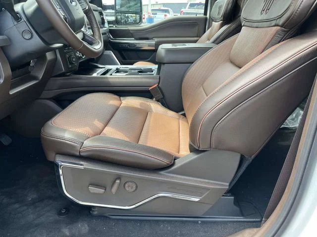 New 2026 Star White Metallic Tri-Coat Ford King Ranch image 9