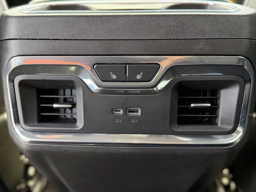 Used 2025 Silver GMC Denali image 11