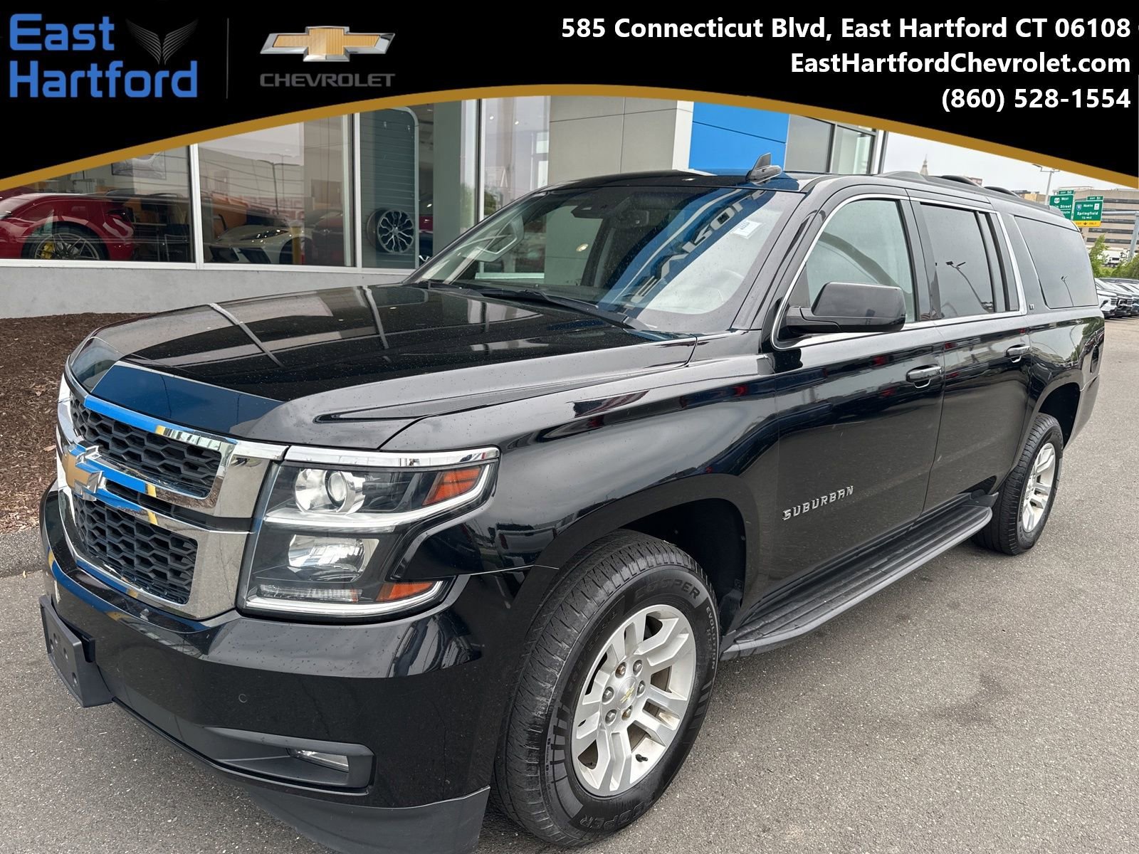 2018 Chevrolet Suburban 4WD 1500 LT's photo