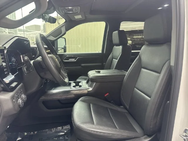 Used 2024 White Chevrolet LTZ image 15