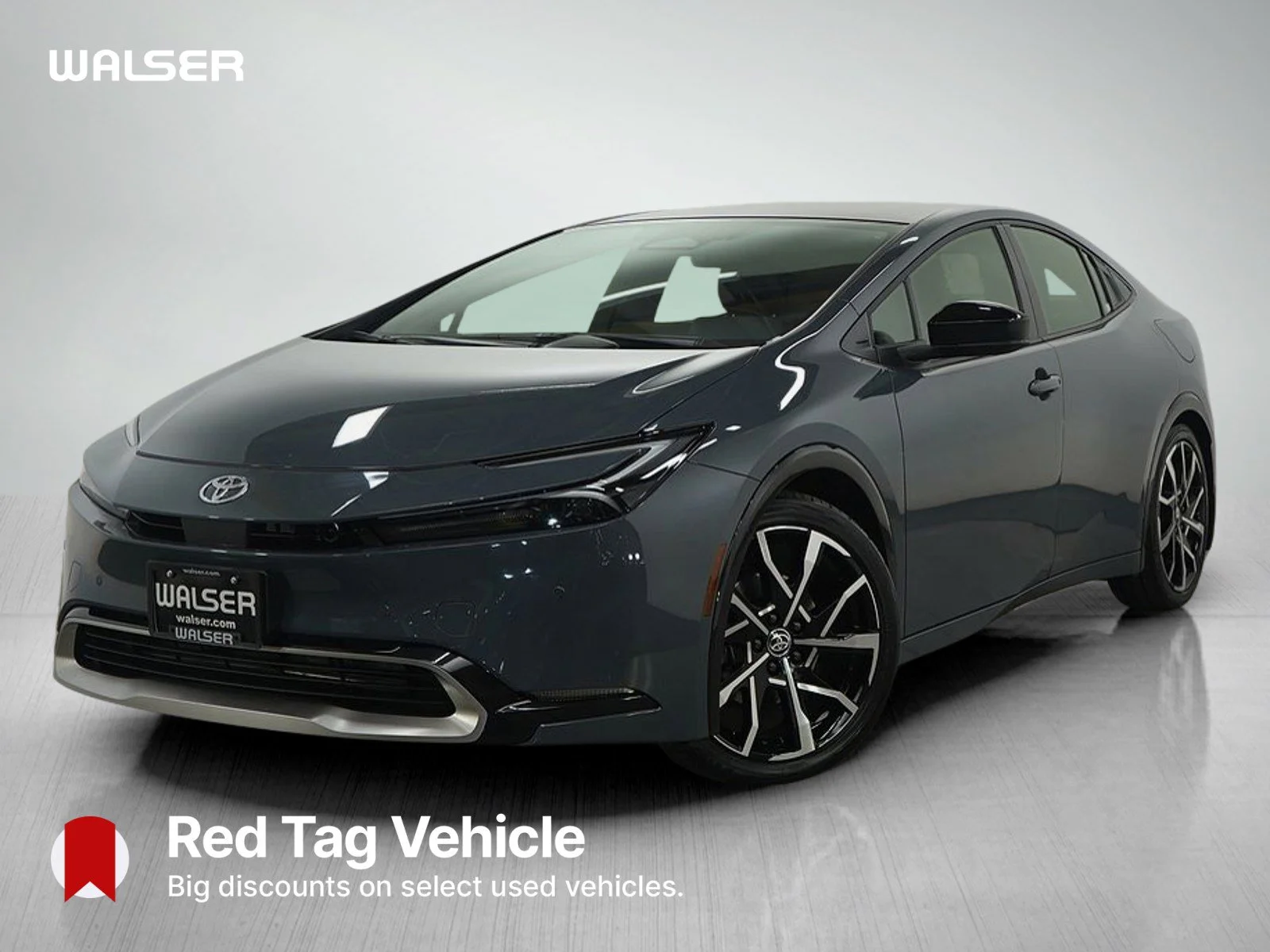 2025 Toyota Prius XSE Plug-in Hybrid's photo
