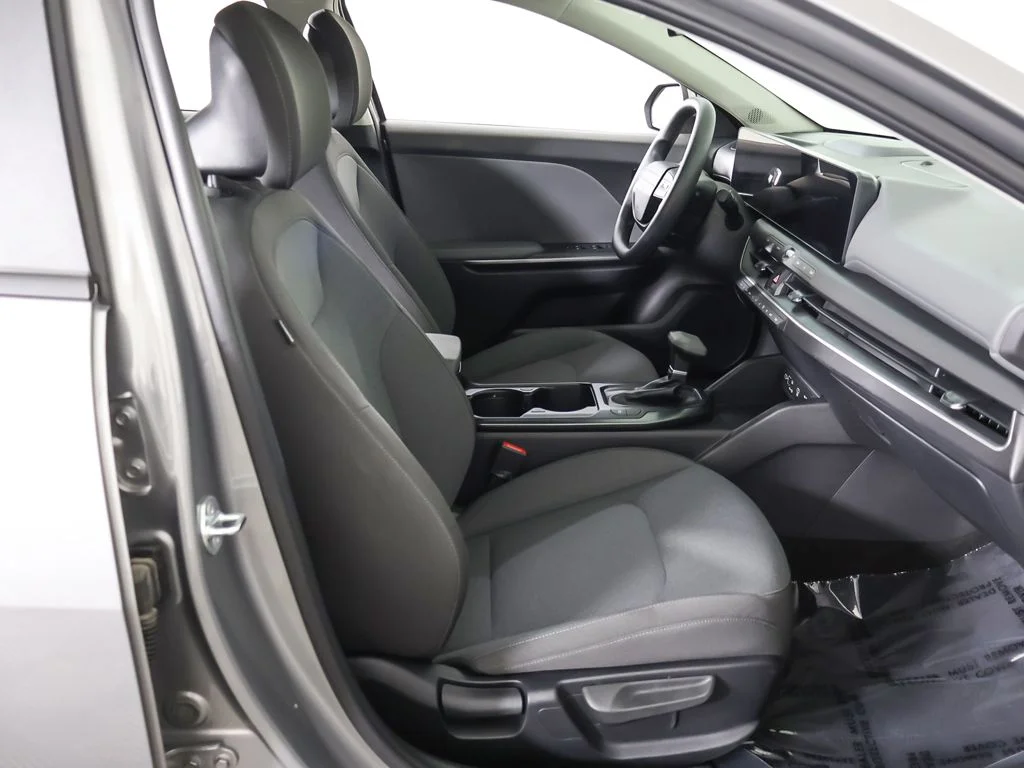 Used 2025 Gray Kia LXS image 30