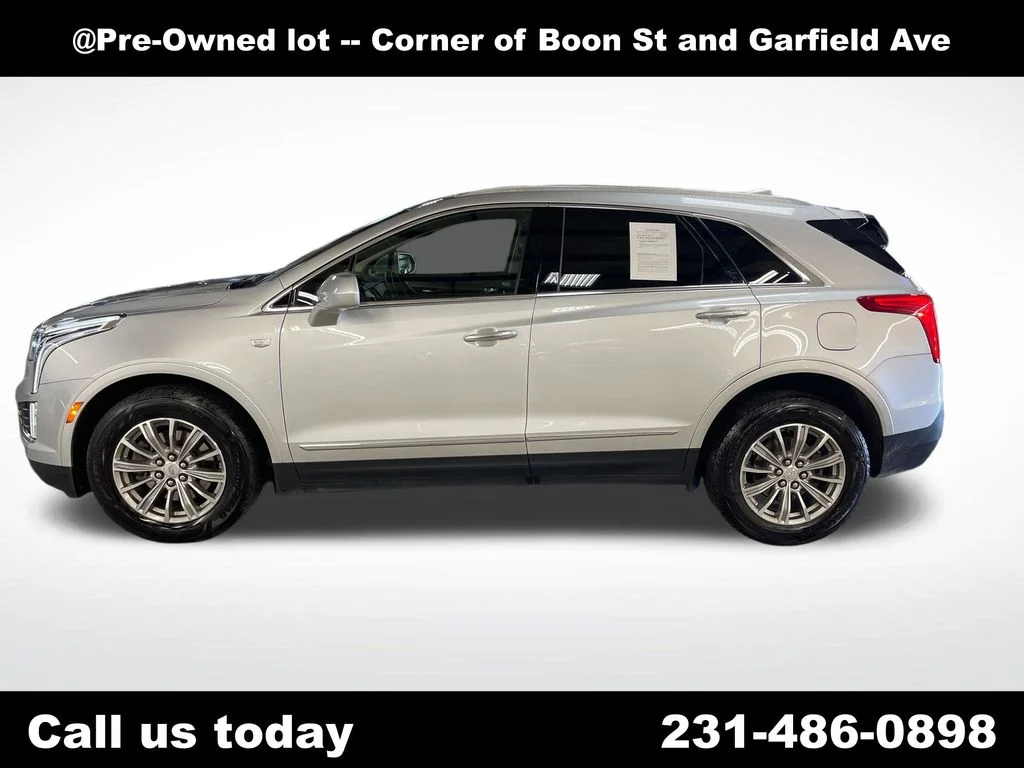 Used 2017 Silver Cadillac Luxury image 2