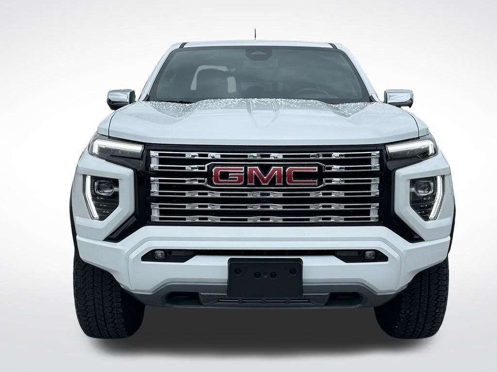 Used 2023 White GMC Denali image 10