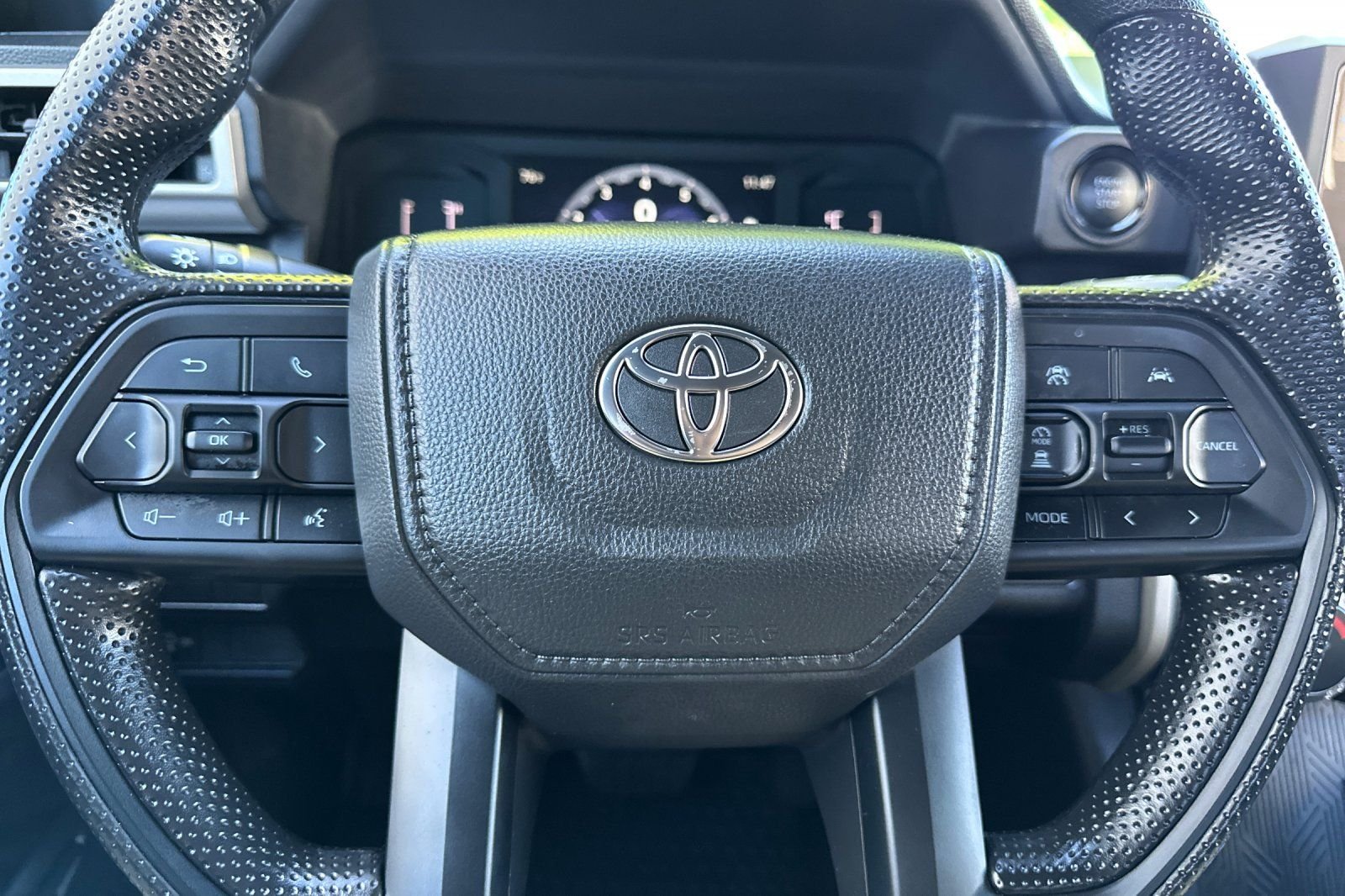 Used 2025  Toyota SR5 image 22