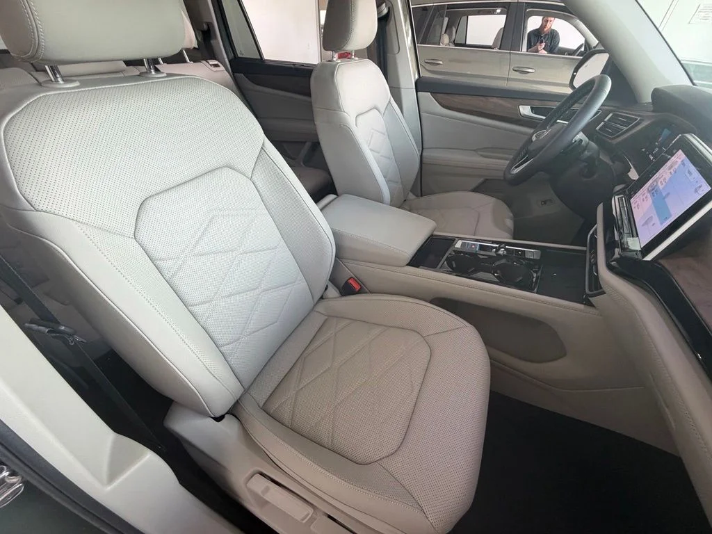 2026 Volkswagen Atlas SE w/Tech - Photo 46