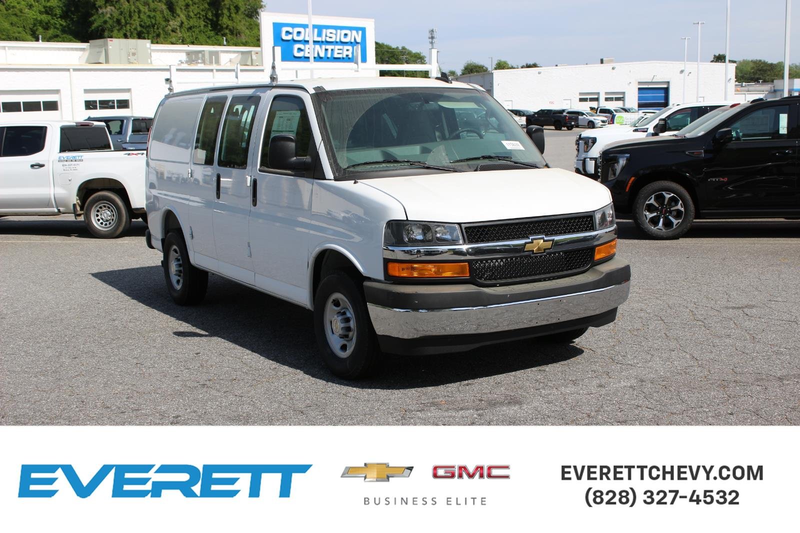 2026 Chevrolet Express 2500 Work Van HD's photo