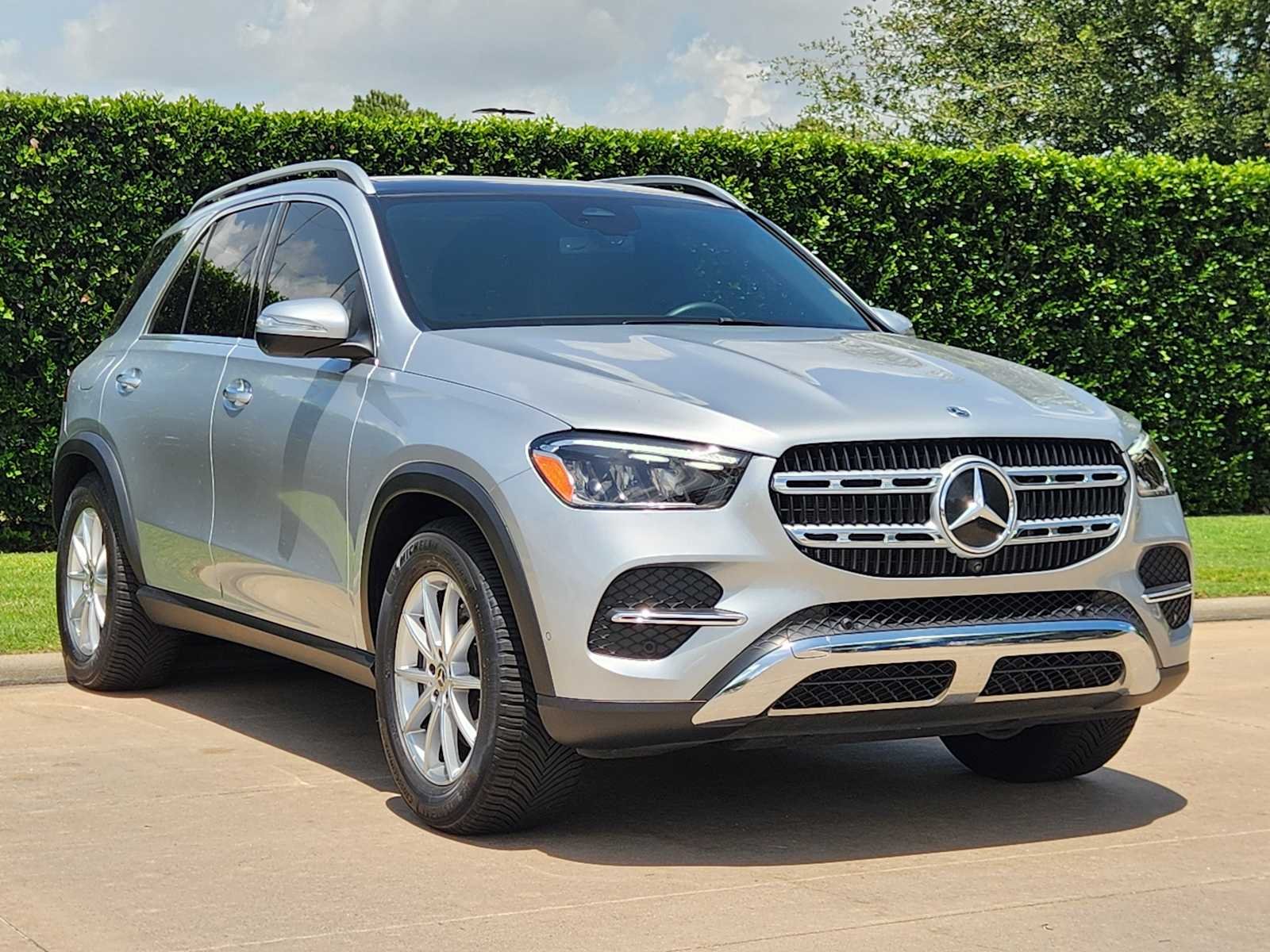 Certified Used 2026 Cirrus Silver Metallic Mercedes-Benz GLE 350 image 3