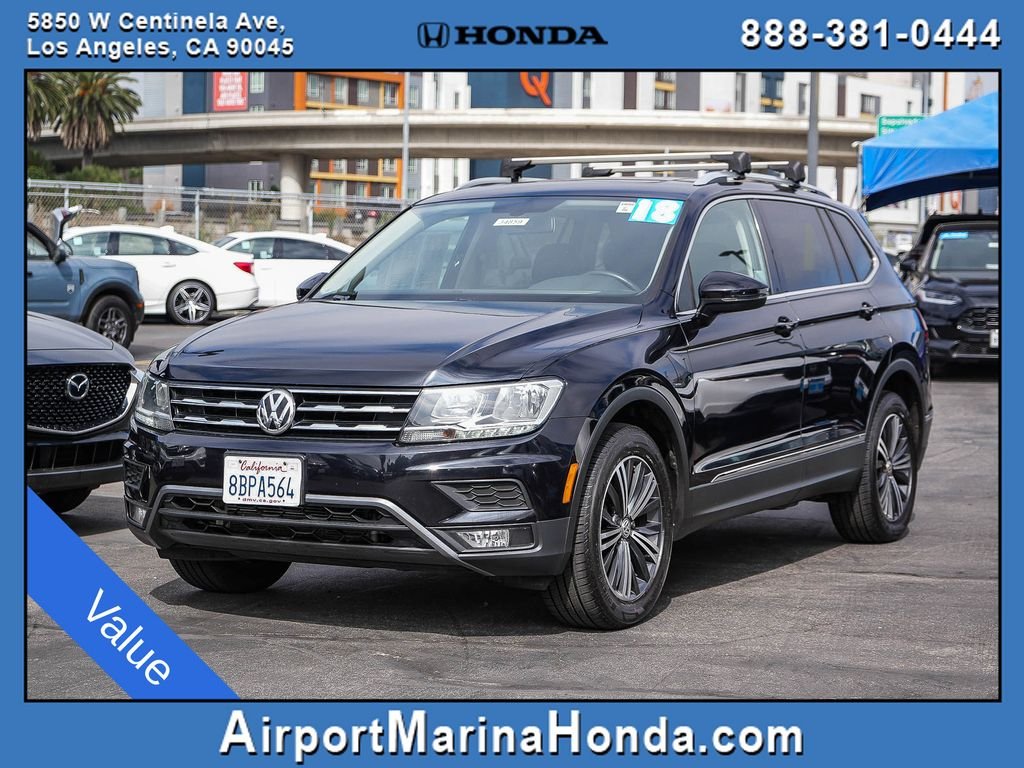 Used 2018 Pearl Metallic Volkswagen 2.0T SEL image 7