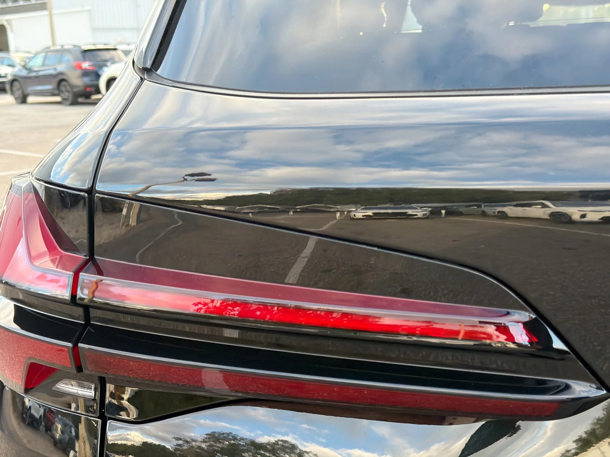 New 2026 Black Sapphire Metallic BMW xDrive50e image 10
