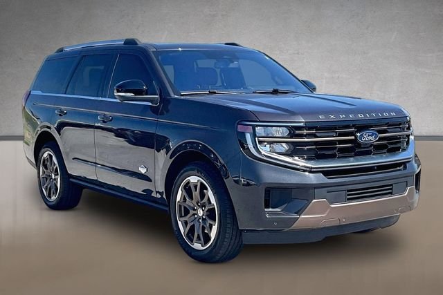 Used 2025 Gray Ford King Ranch image 8