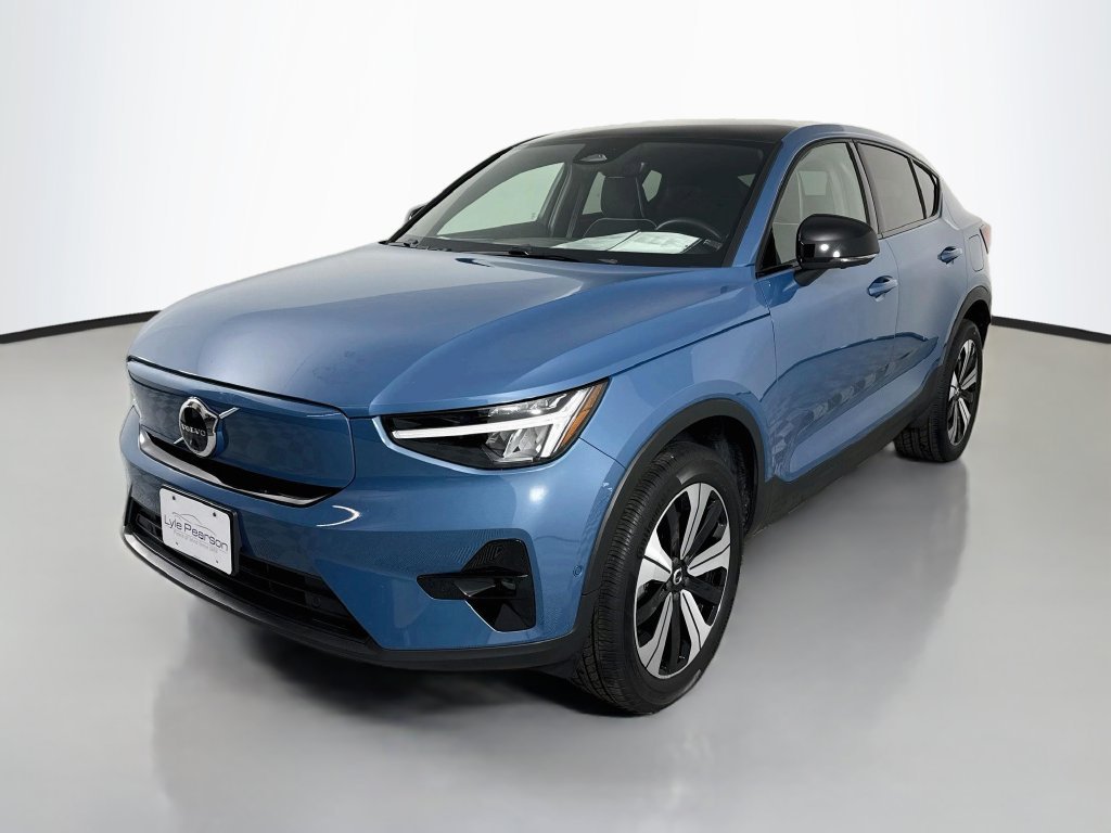 2023 Volvo C40 Plus