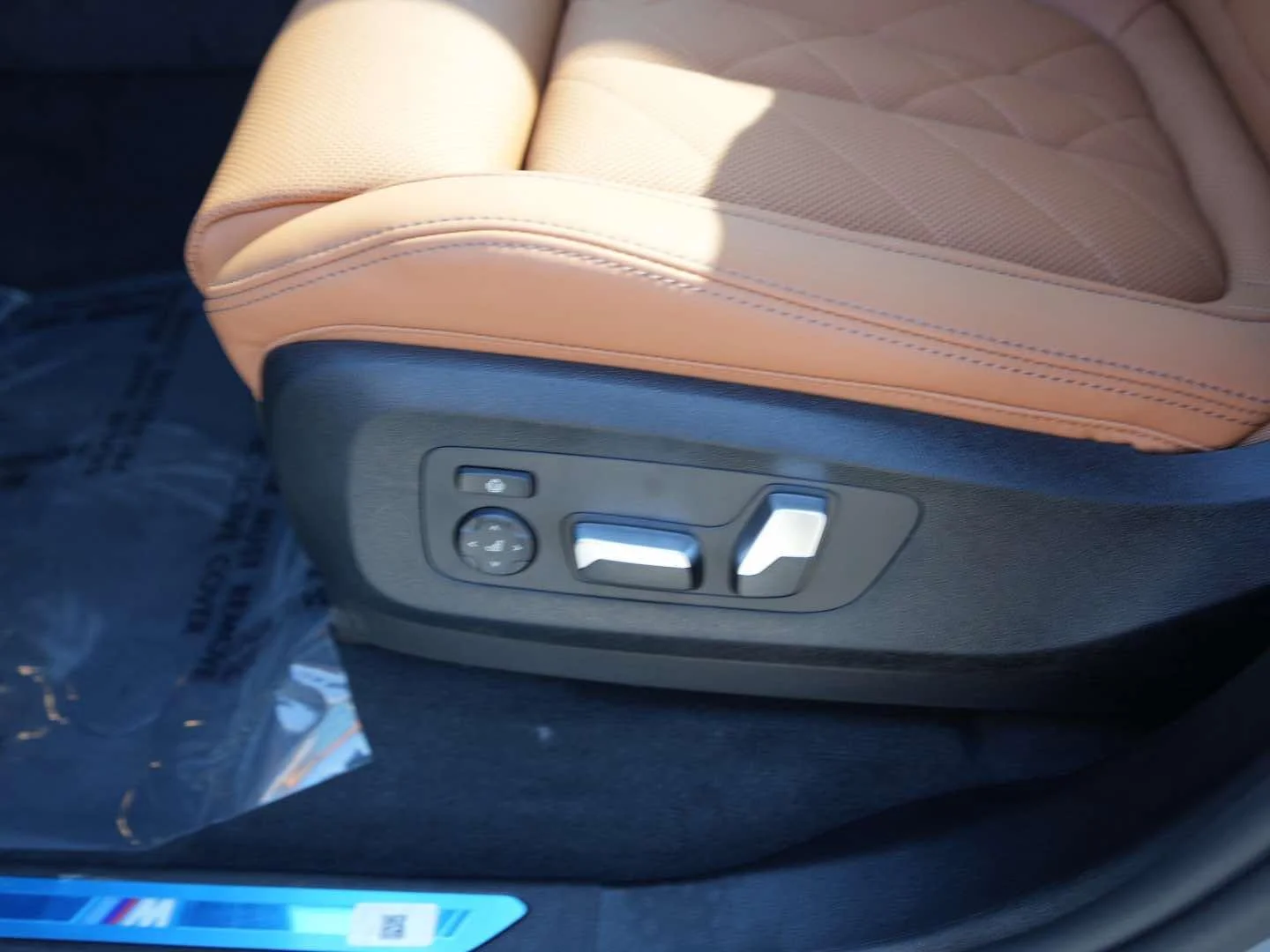 New 2026 Brooklyn Grey Metallic BMW sDrive40i image 15