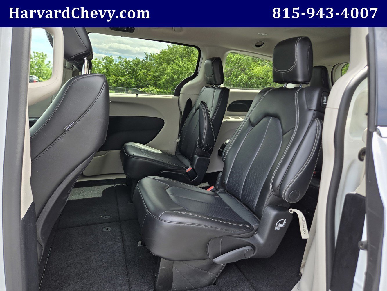 2023 Chrysler Pacifica Touring L - Photo 26