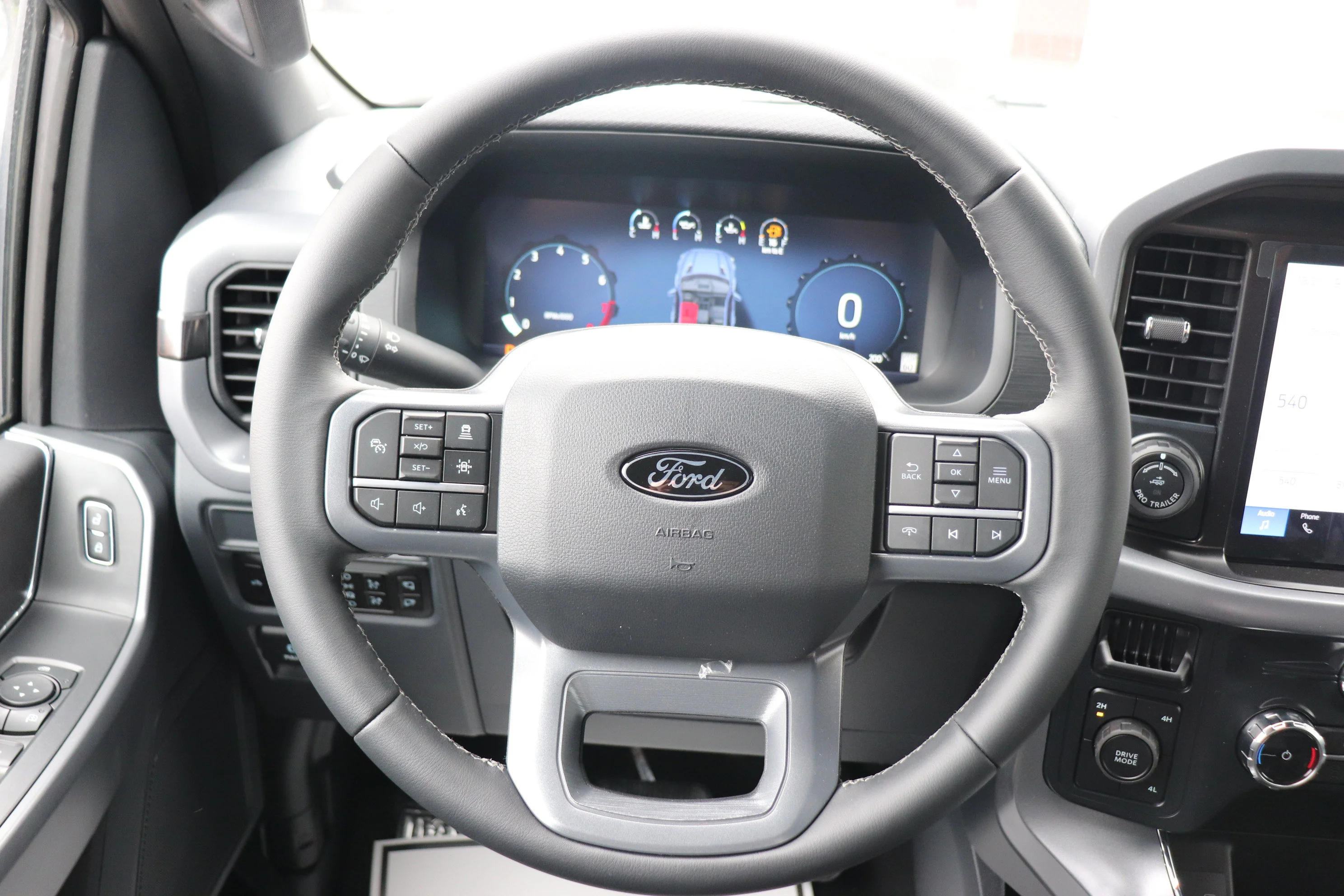 New 2026 OXFORD WHITE Ford XLT image 14
