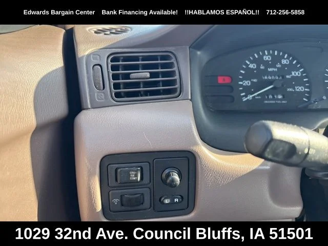 Used 1996 Red Nissan GXE image 15