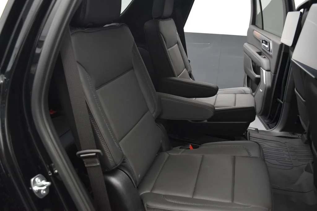 2026 GMC Yukon Denali - Photo 24