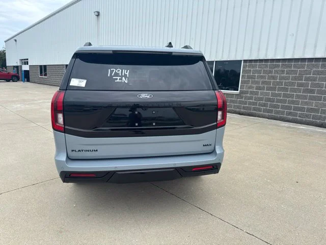 New 2027 Glacier Gray Metallic Tri-Coat Ford Platinum image 37