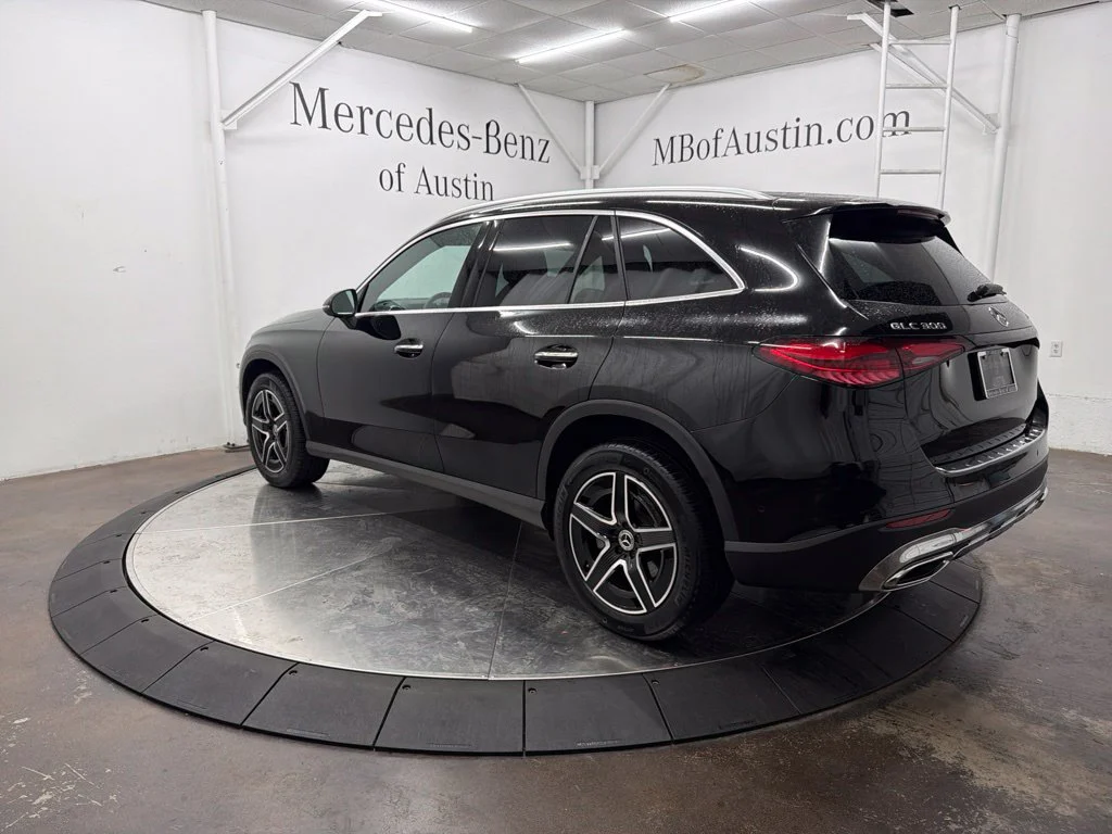 Certified Used 2026 Black Mercedes-Benz GLC 300 image 5