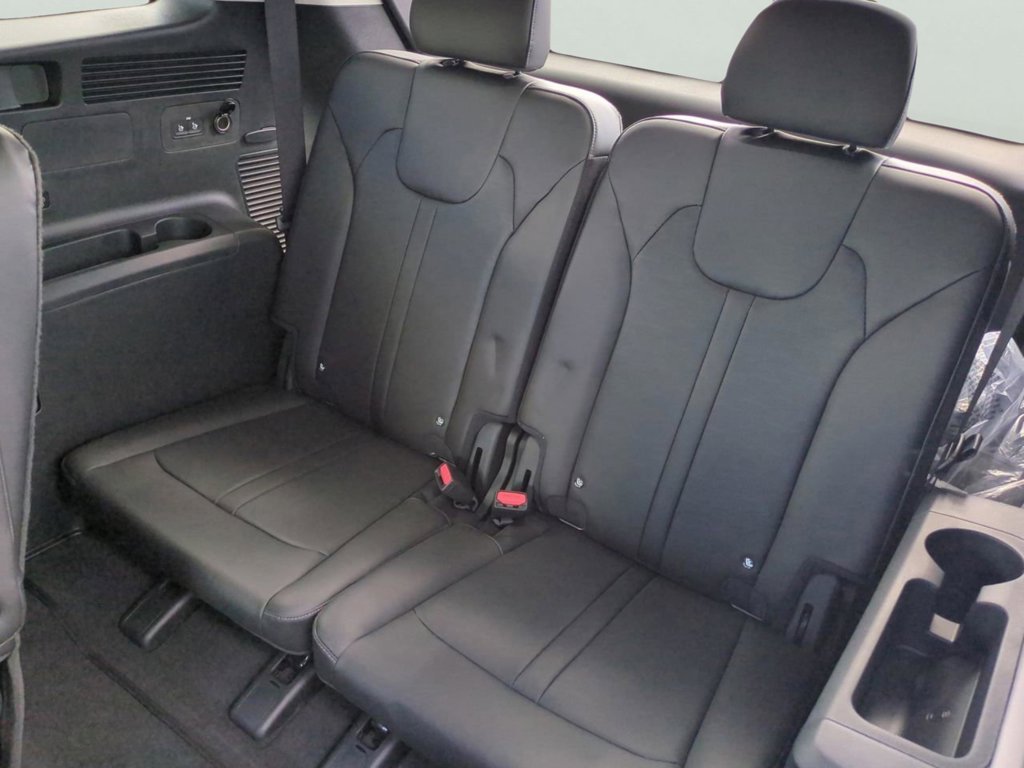 2026 Kia Sorento EX - Photo 16