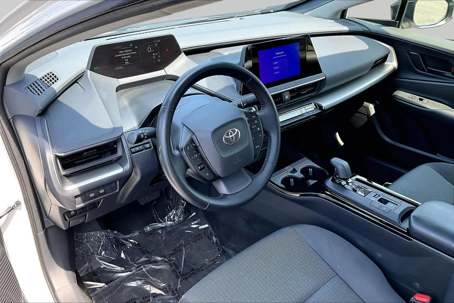 Used 2024 Wind Chill Pearl Toyota LE image 17