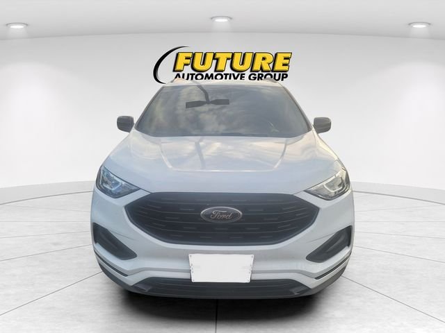 Certified Used 2023 White Ford SE image 2