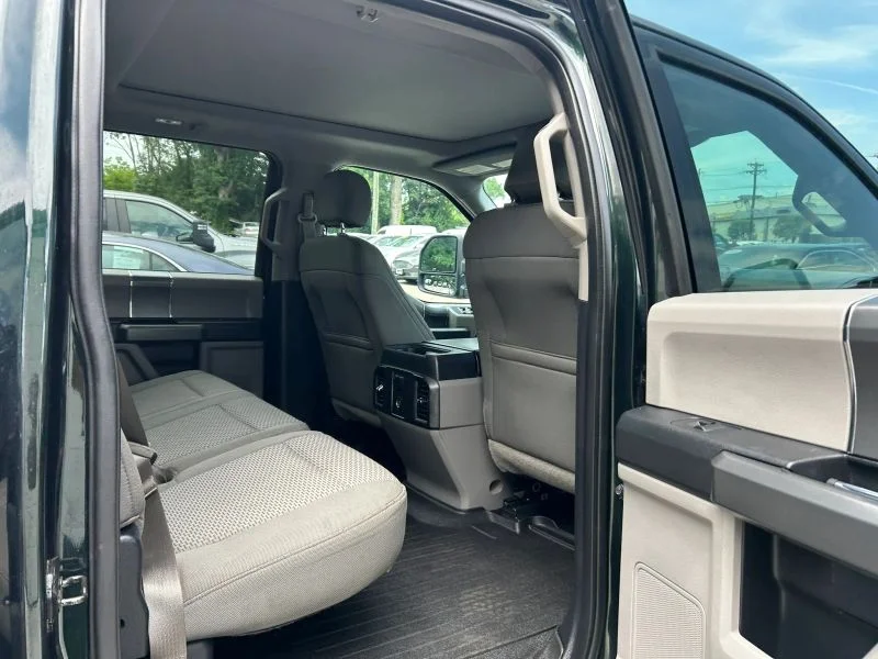 Used 2016 Green Ford XLT Pickup 4D 5 1/2 ft image 24