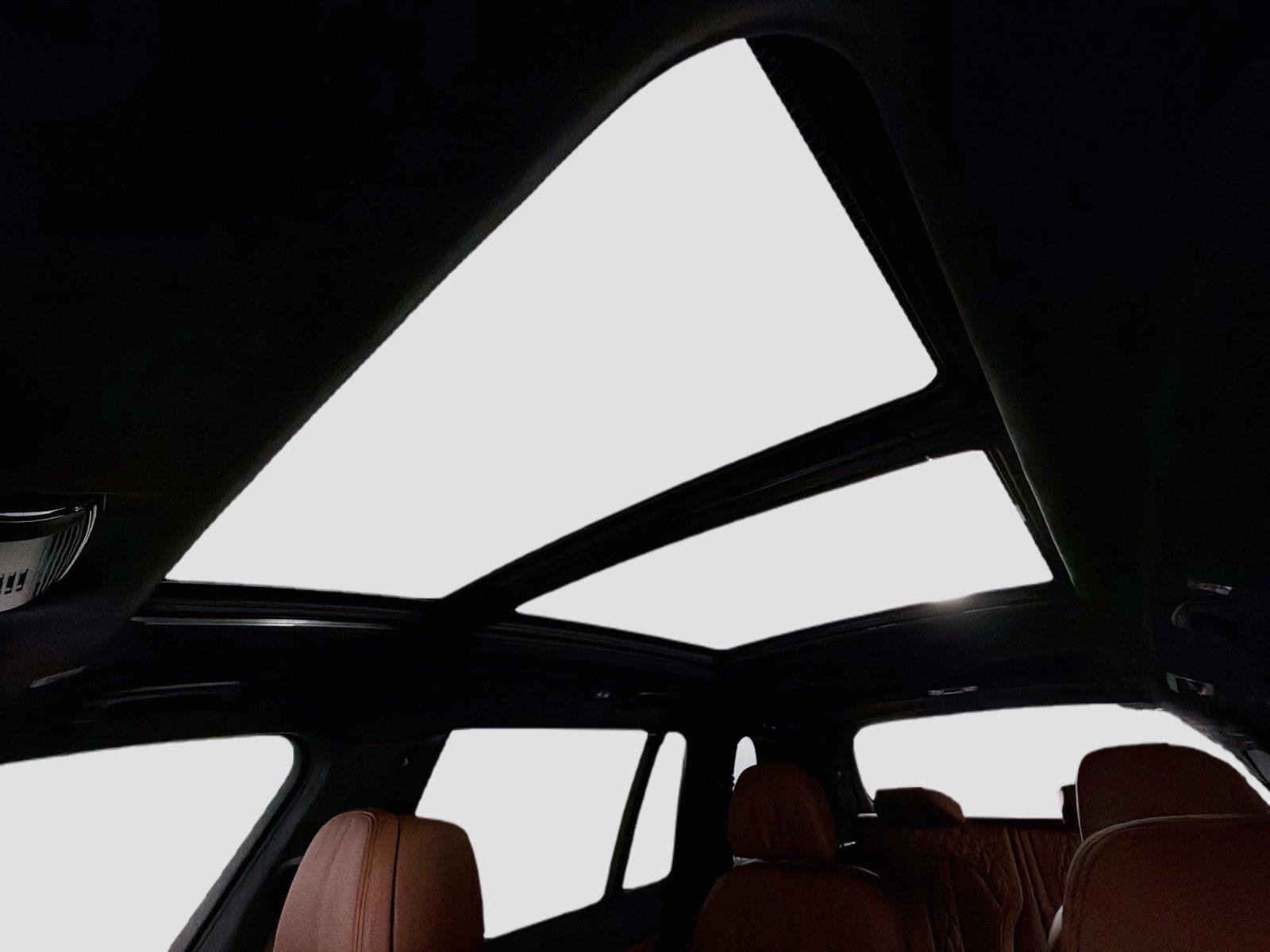 New 2027 Skyscraper Grey Metallic BMW xDrive40i image 21