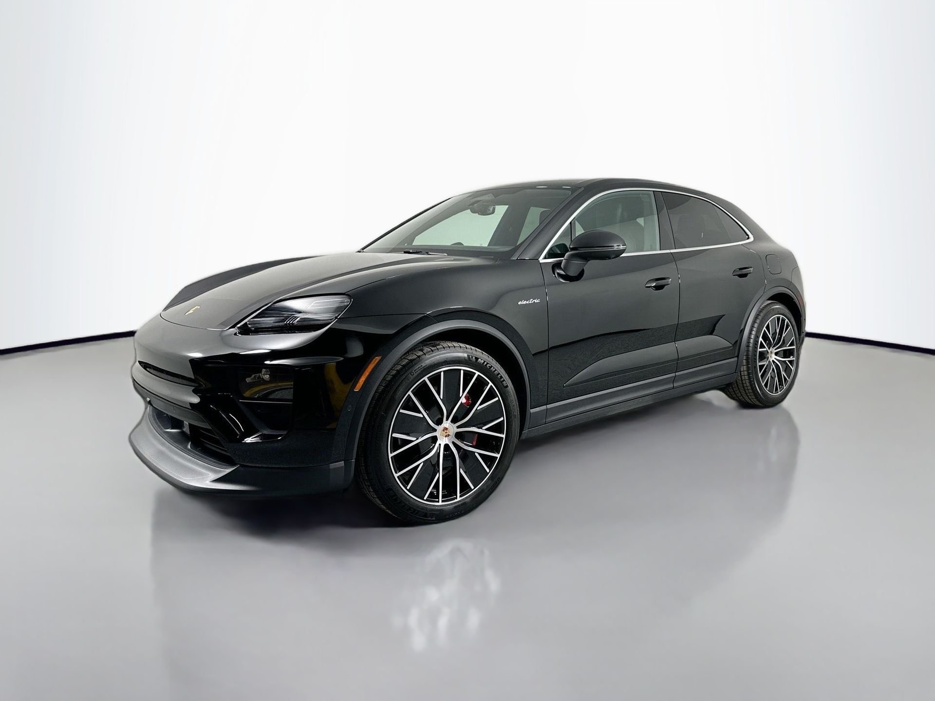 2025 Porsche Macan S