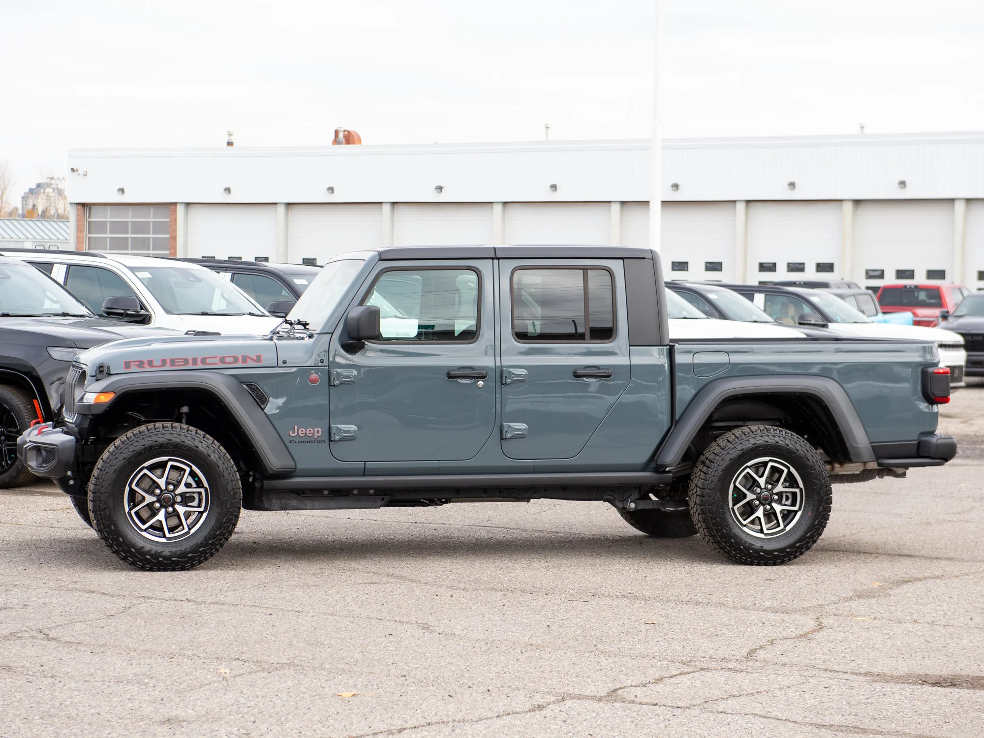 New 2026 Dark blue Jeep Rubicon* 4x4, Nappa Leather, Roof Top Tent, Bed-Rack image 3