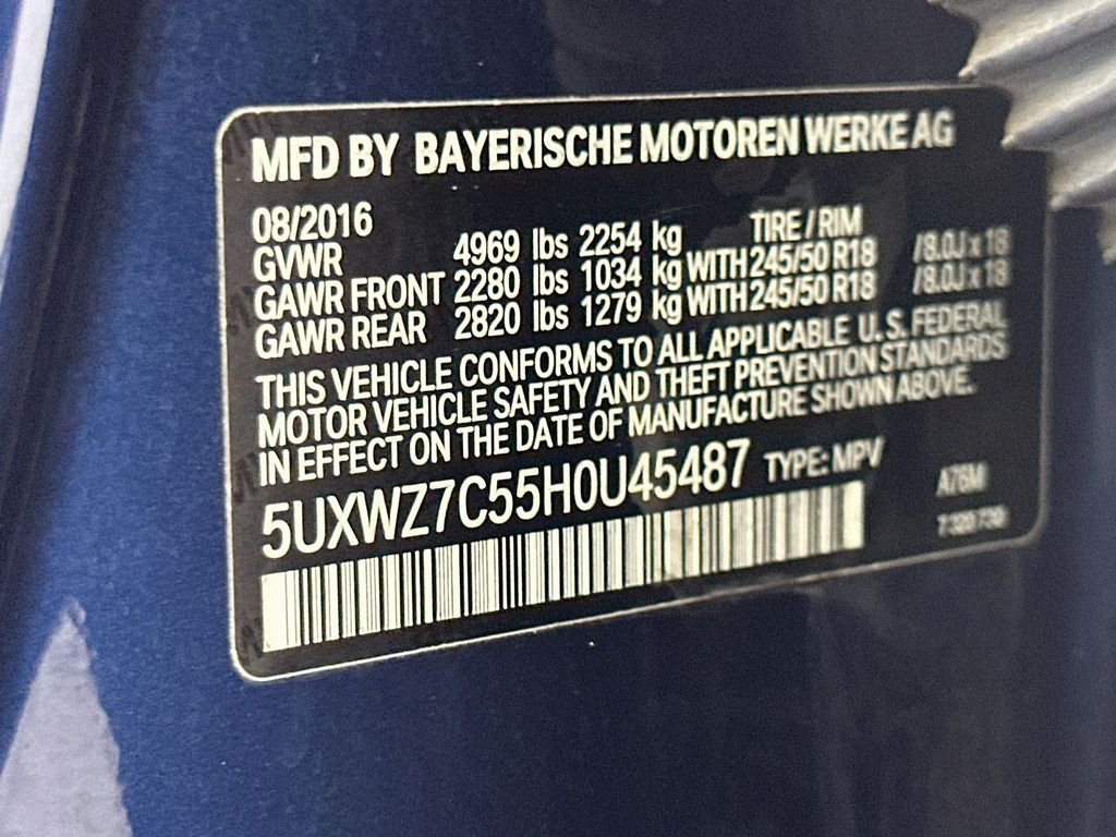 Used 2017 Deep Sea Blue Metallic BMW sDrive28i image 30