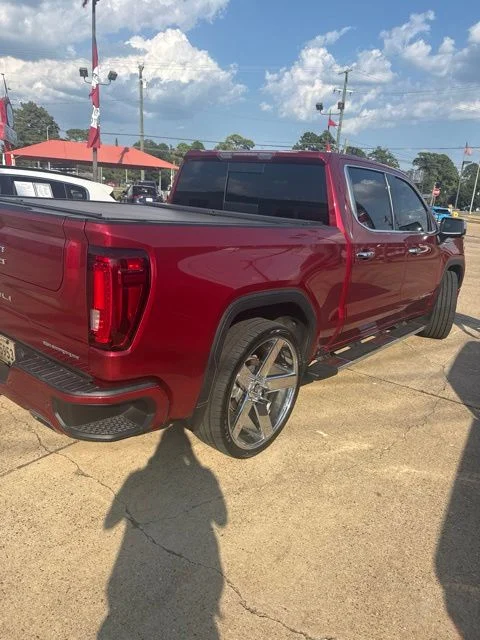 Used 2019 Red GMC Denali image 3