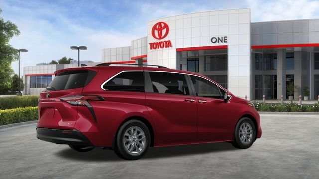New 2026 Ruby Flare Pearl <sup>1</sup> Toyota  XLE image 13