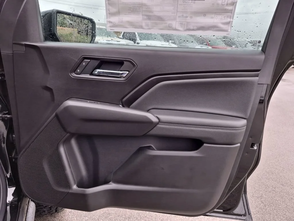 New 2026 Onyx Black GMC Elevation image 41