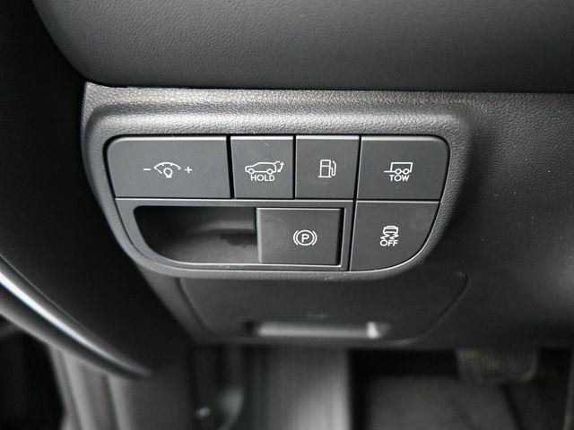 New 2026 Black Hyundai SEL 7P image 16