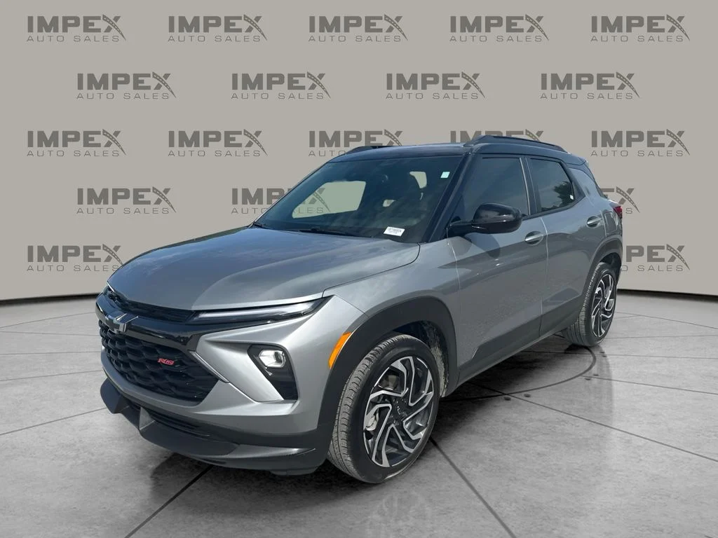 Used 2025 Gray Chevrolet RS image 1