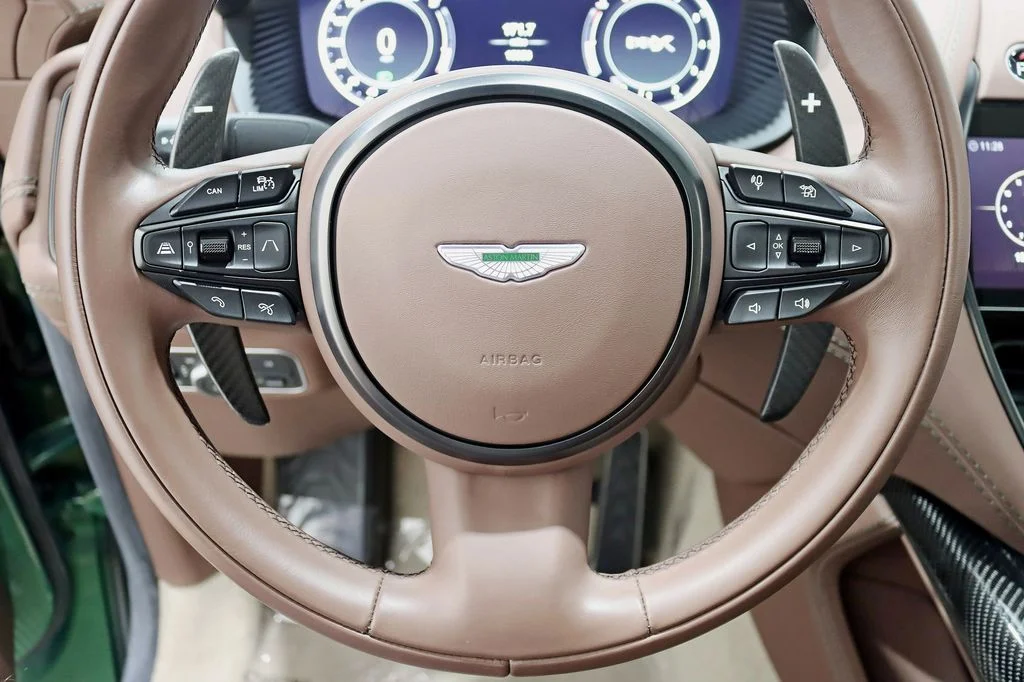 2023 Aston Martin DBX 707