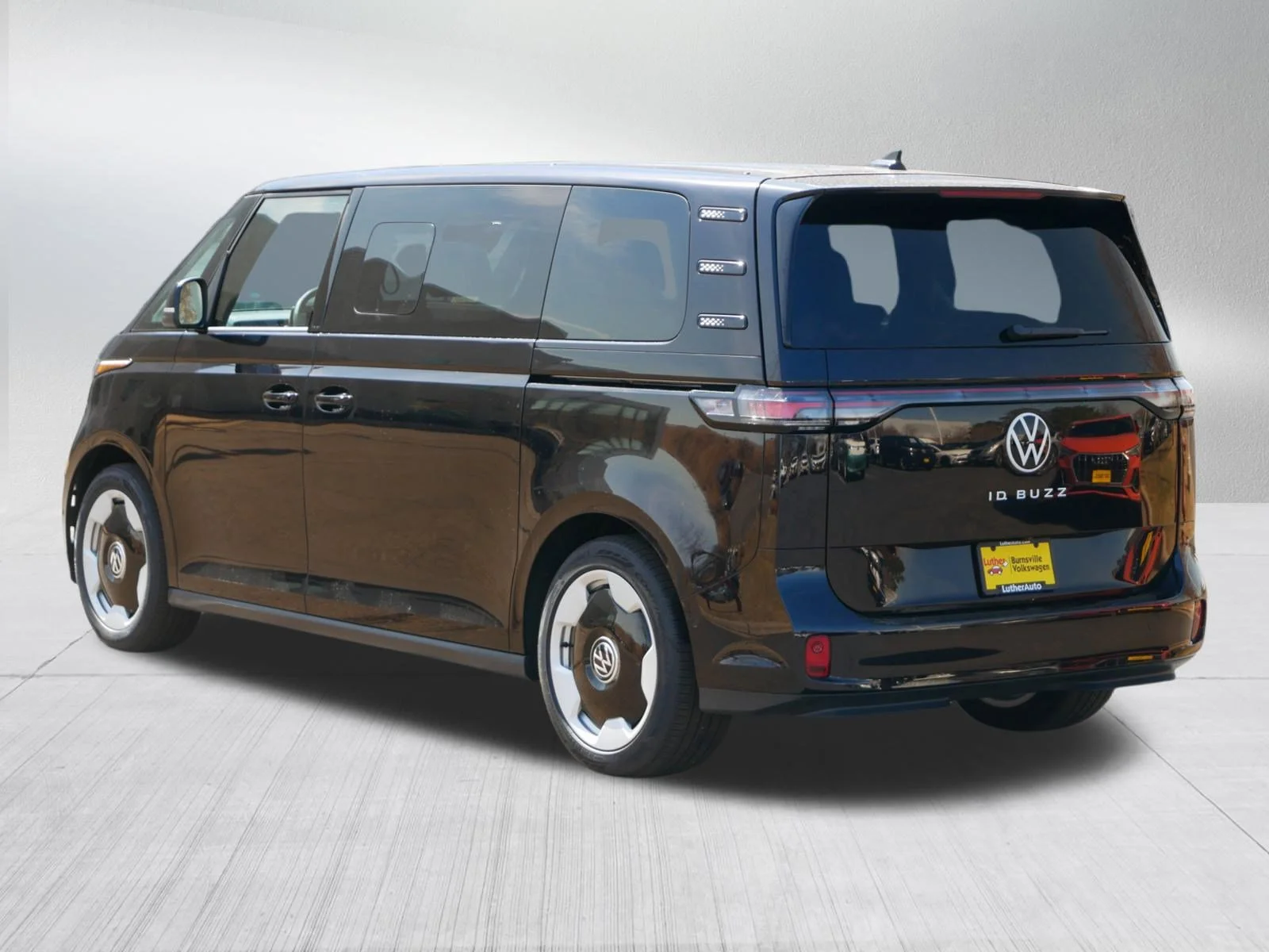 New 2025 Volkswagen ID. Buzz Pro S Mini-van, Passenger in