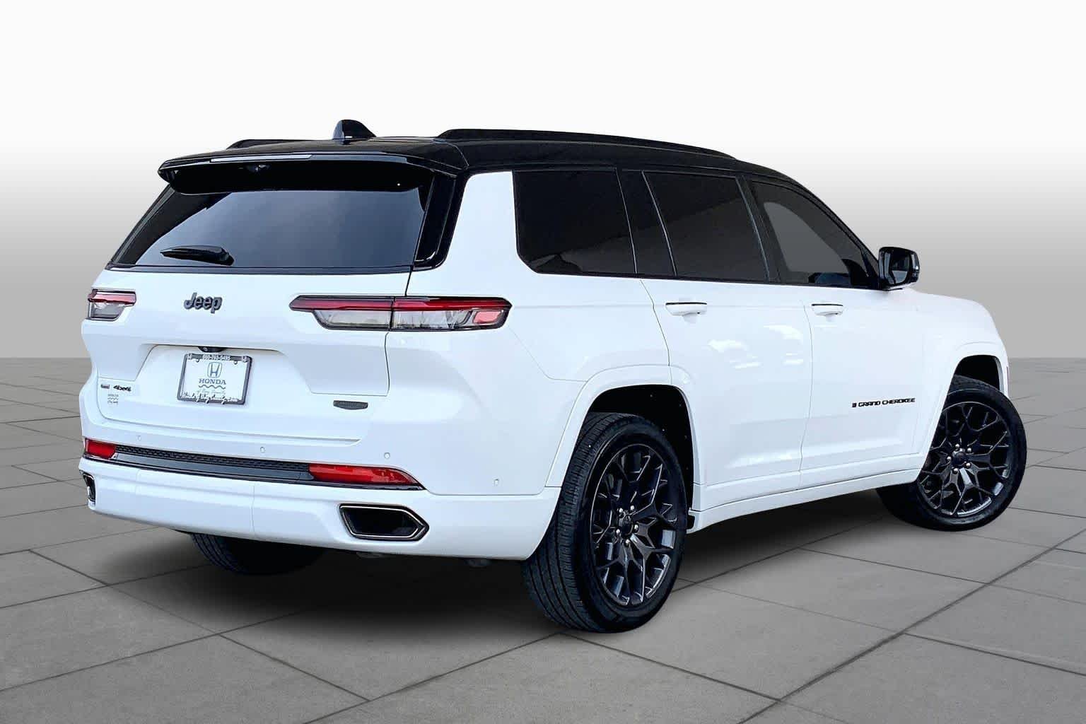 2023 Jeep Grand Cherokee L Summit Reserve - Photo 13