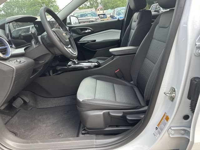 2026 Chevrolet Trax LT - Photo 12